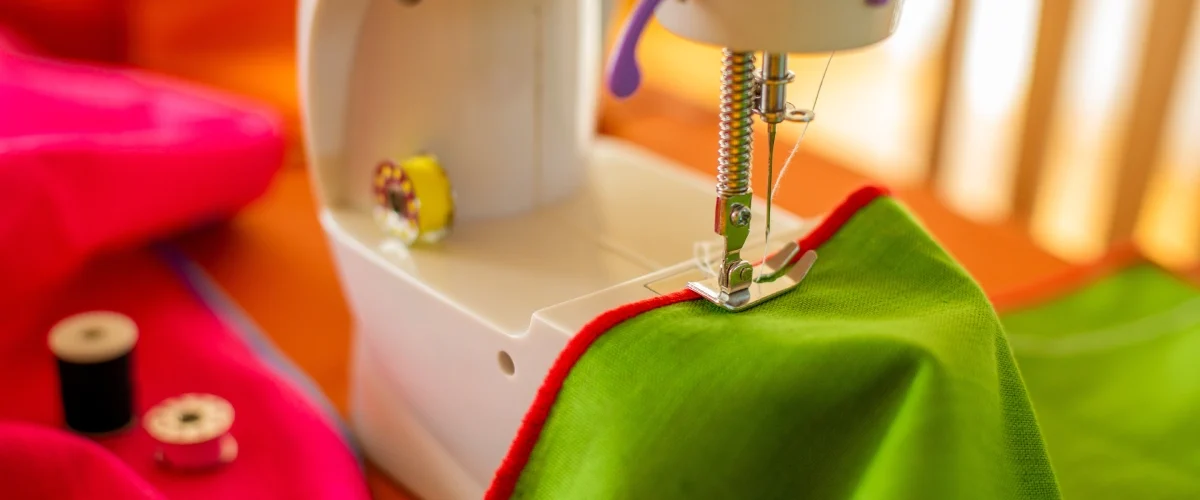 דאבוש פתרונות בטקסטיל מתמחים בתפירת תיקים וריפודים בהתאמה אישית